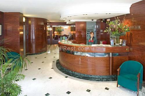 Husa Acacia Aparthotel 4